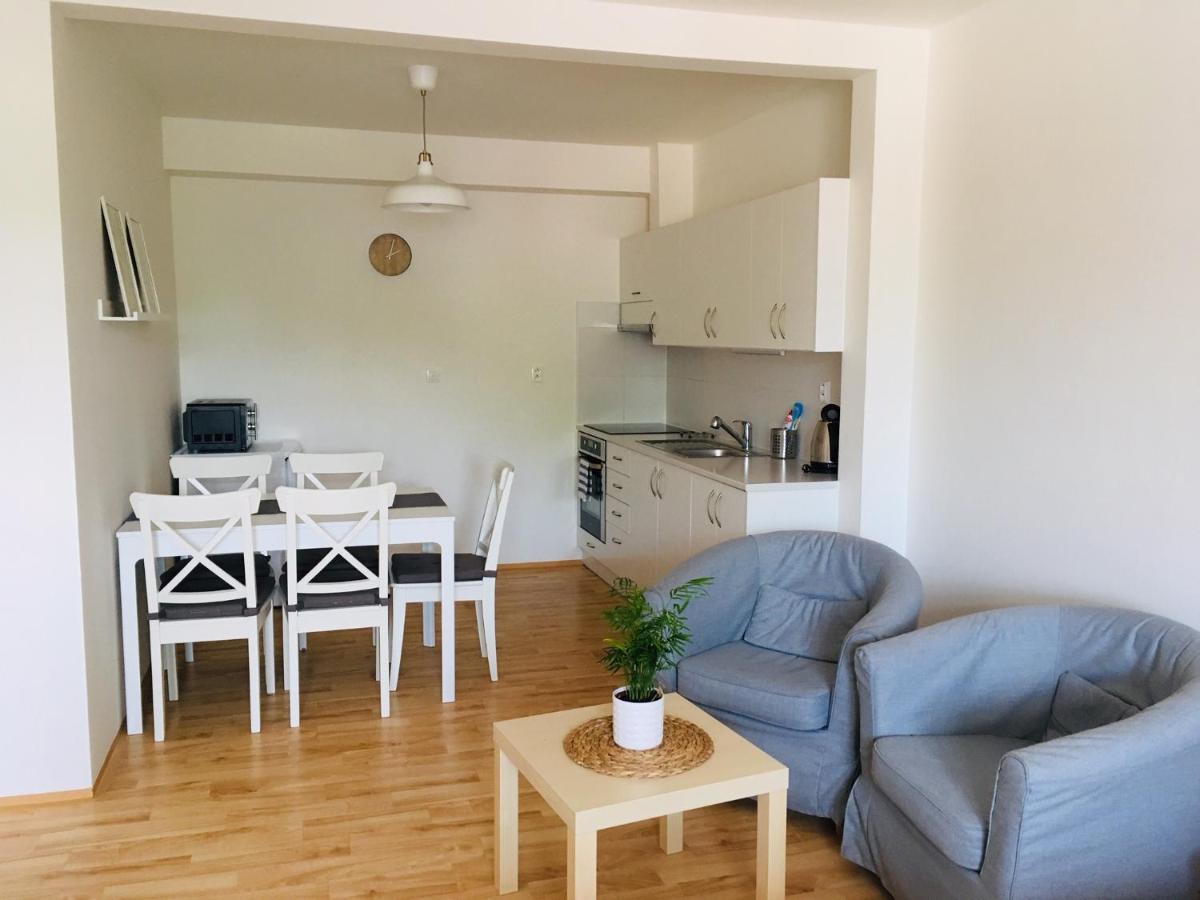 Apartmany A Ubytovani Mlynice Litovel Exterior photo